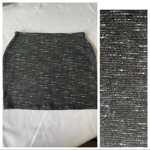 BLACK N WHITE TWEED MINI SKIRT